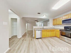 12222 Autumn Cherry in San Antonio, TX - Building Photo - Building Photo