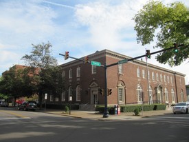 Canterbury Court Apartments