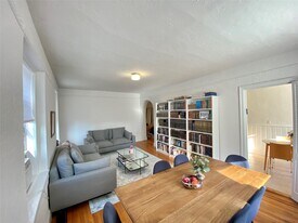 623 Central Ave in Cedarhurst, NY - Building Photo