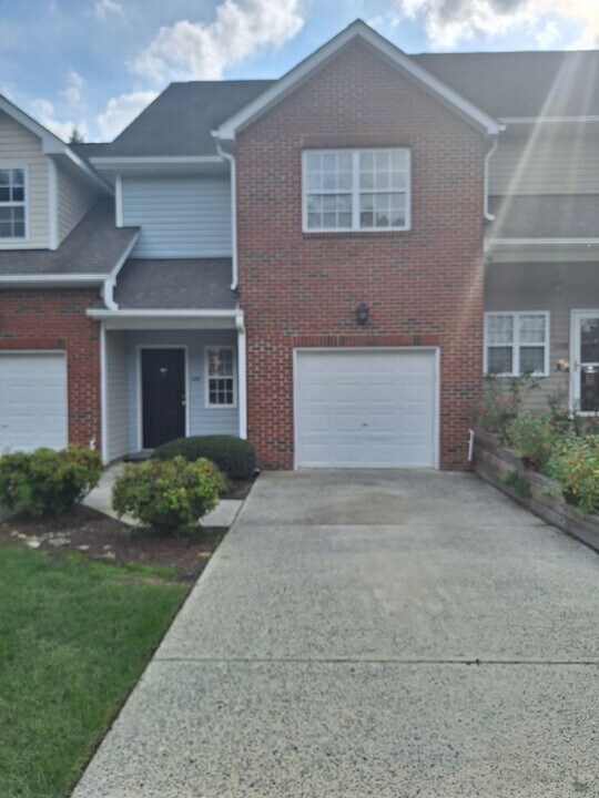 68 F Cole Pl in Chapel Hill, NC - Building Photo