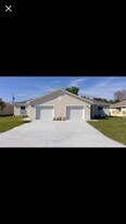 1243SE SE 6th Terrace in Cape Coral, FL - Building Photo