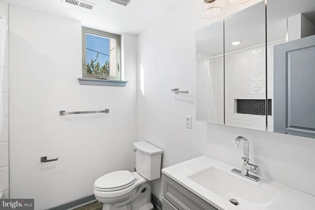 419 W Berks St in Philadelphia, PA - Building Photo - Building Photo