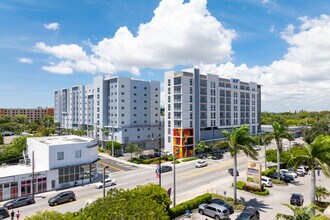 Audrey M. Edmonson Transit Village in Miami, FL - Building Photo - Building Photo