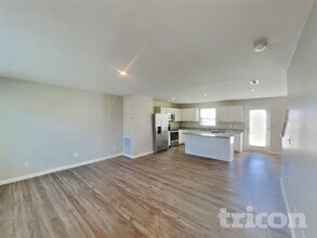 1079 Cone Blvd in Nashville, TN - Building Photo - Building Photo