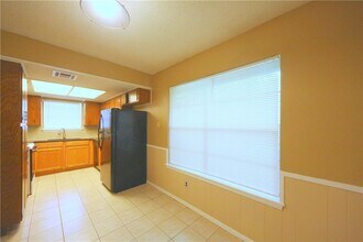 12313 Willow Wild Dr in Austin, TX - Building Photo - Building Photo