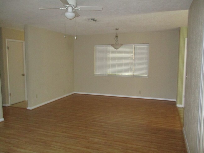 8849 NW 41st Cir in Gainesville, FL - Building Photo - Building Photo