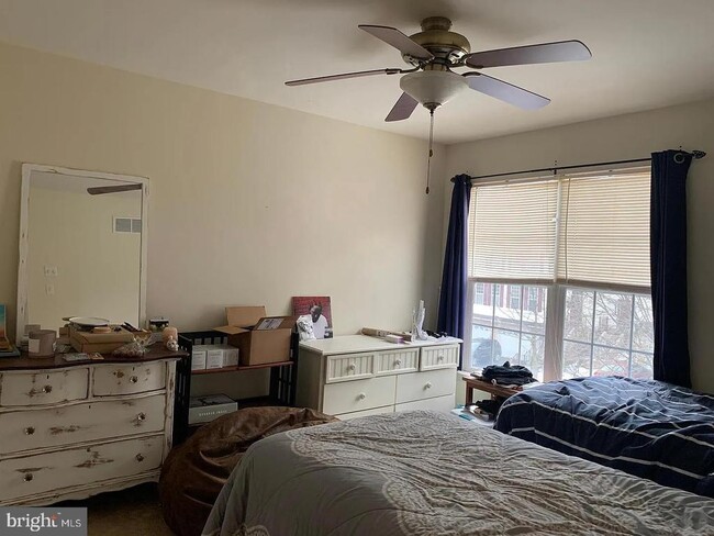 175 Fringetree Dr in West Chester, PA - Building Photo - Building Photo