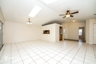 5874 Woodpoint Terrace in Port Orange, FL - Building Photo - Building Photo