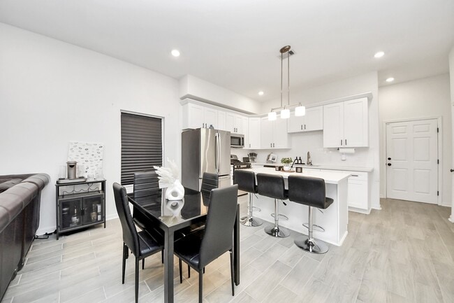 property at 4613 Ireland St