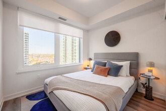 Dialogue in Mississauga, ON - Building Photo - Interior Photo
