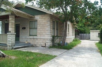 739 Acosta St in Jacksonville, FL - Building Photo - Building Photo