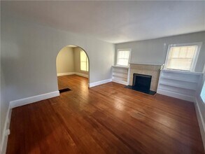 254 Tuttle Ave in Mobile, AL - Building Photo - Building Photo