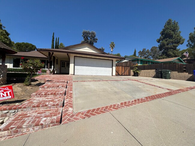 property at 28205 Oaklar Dr