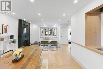 215 Ridley Blvd in Toronto, ON - Building Photo - Building Photo