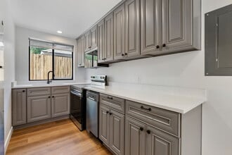 1016 E 900 S, Unit 08 in Salt Lake City, UT - Building Photo - Building Photo