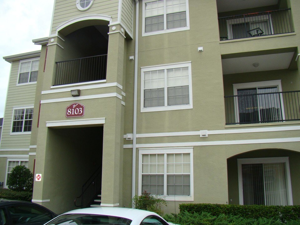 8103 Lillies Way in Orlando, FL - Building Photo