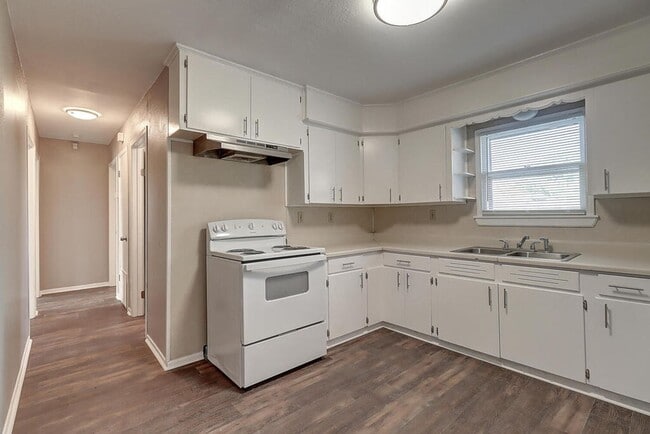 property at 10921 Shady Ln