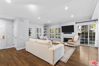 1144 Yale St in Santa Monica, CA - Building Photo - Building Photo