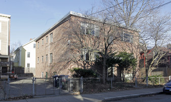 119 Pearl St in Cambridge, MA - Building Photo