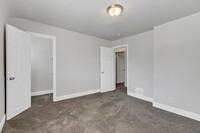 3054 Grantley Ave photo'