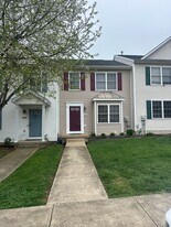 114 Seabreeze Ln in Winchester, VA - Building Photo