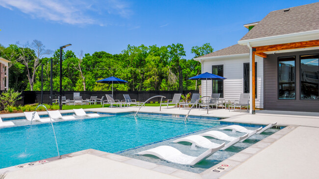 The Waters at Settlers Trace in Lafayette, LA - Foto de edificio - Building Photo