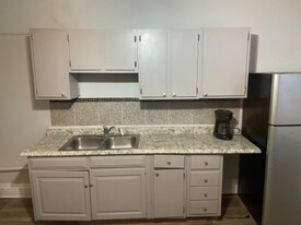 2904 E 6th Ave in Columbus, OH - Building Photo
