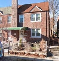 2931 Mickle Ave, Unit ist floor in Bronx, NY - Building Photo