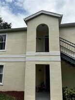 8841 Grand Palms Cir in Kissimmee, FL - Building Photo