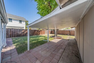 2914 Scottsbluff Dr in Dallas, TX - Building Photo - Building Photo