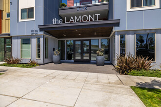 The Lamont in San Diego, CA - Building Photo - Building Photo