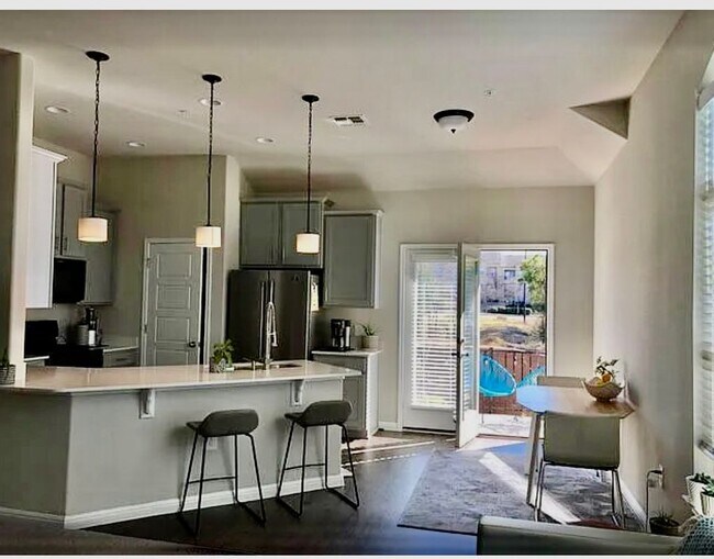 7305 Conway Dr in Austin, TX - Building Photo - Building Photo