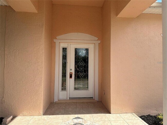 2761 Shady Ave in North Port, FL - Building Photo - Building Photo