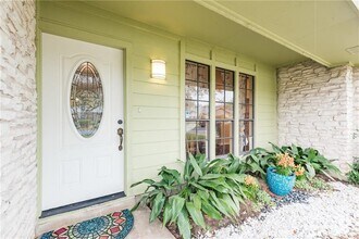 12413 Mossy Bark Trail in Austin, TX - Building Photo - Building Photo