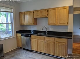 150 Washington St, Unit #1 in Boston, MA - Building Photo