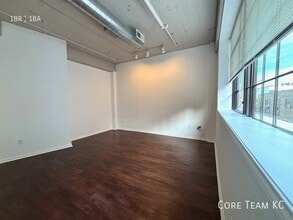 320 W 7th St in Kansas City, MO - Building Photo - Building Photo