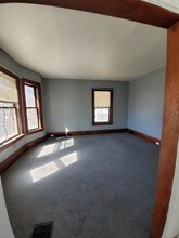 602 E 14th St-Unit -1 in Davenport, IA - Building Photo - Building Photo