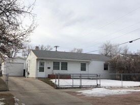 43 Fairmont Boulevard in Rapid City, SD - Building Photo