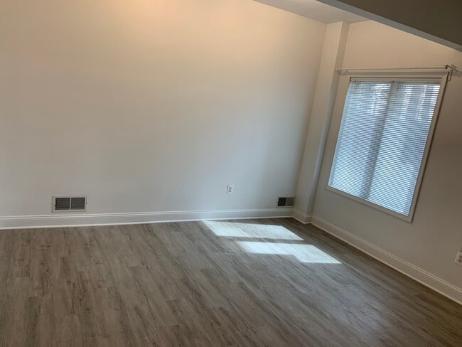 8309 Old Seven Locks Rd in Bethesda, MD - Building Photo - Building Photo