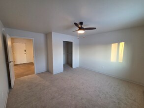 211 1st Ave NW in Hankinson, ND - Building Photo - Building Photo