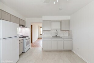 14450 Jefferson Ave, Unit 2w in Orland Park, IL - Building Photo