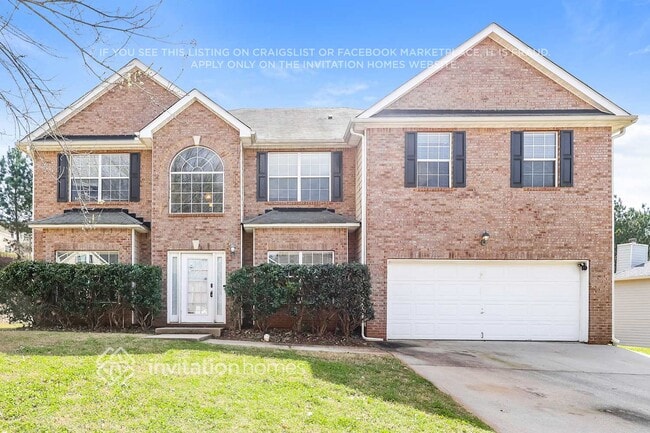 property at 3522 Umatilla Ln