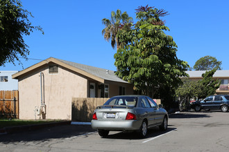 Mission Bay Apartments in Pacific Beach, CA - Building Photo - Building Photo