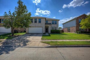 4544 Martingale View Ln in Fort Worth, TX - Building Photo