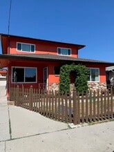 4453 W 131st St, Unit A in Hawthorne, CA - Building Photo - Building Photo