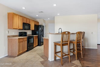 22601 Weaver Valley Dr in Congress, AZ - Building Photo - Building Photo