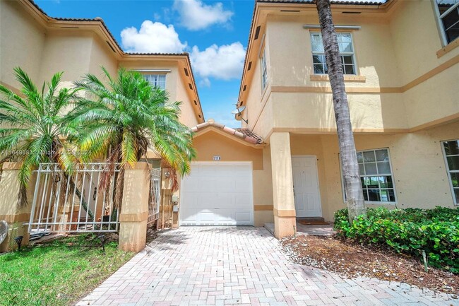 773 NW 170th Terrace in Pembroke Pines, FL - Building Photo - Building Photo