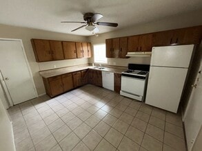 908 Sutton Dr in Killeen, TX - Building Photo - Building Photo