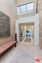 88 Emerald Bay in Laguna Beach, CA - Building Photo - Building Photo