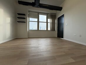 6 S Laflin St, Unit 507L in Chicago, IL - Foto de edificio - Building Photo